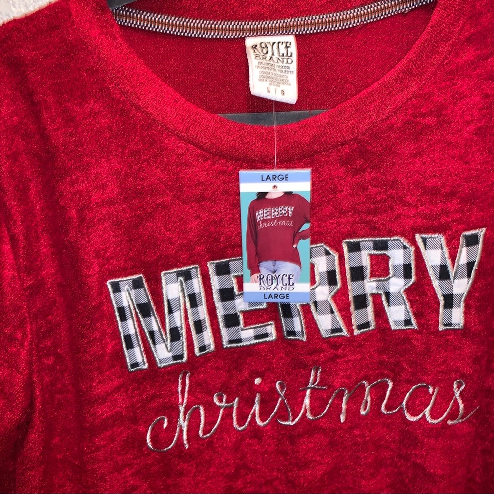 Women’s large  Royce brand red Merry Christmas pullover top